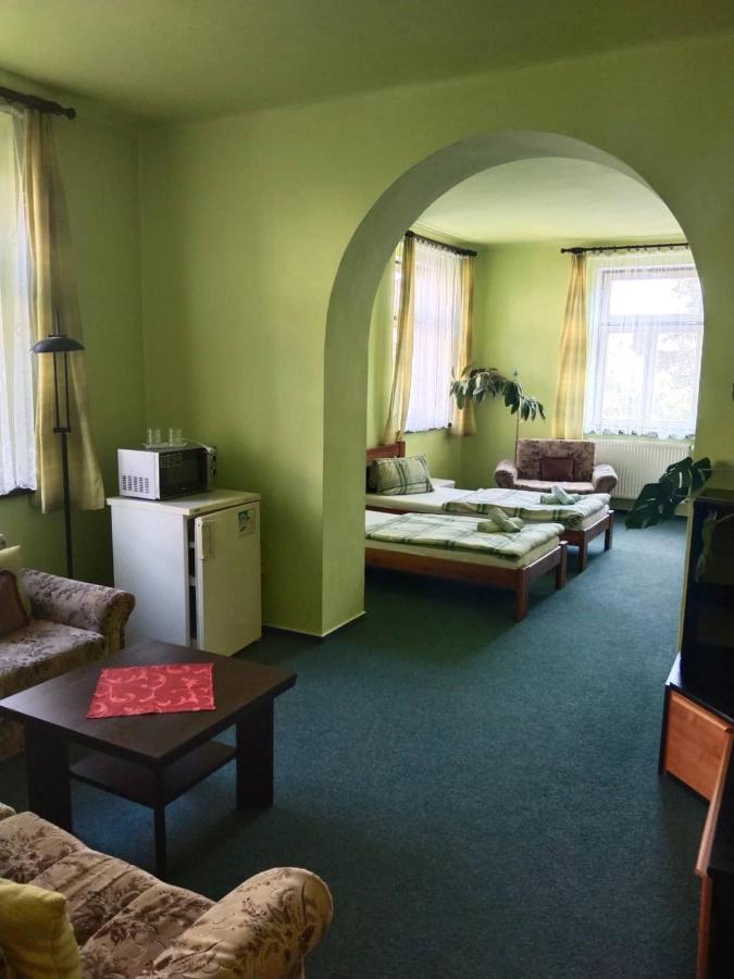 Hotel Jaro Mělník Exterior foto